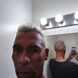 Meet your Posher, Robert